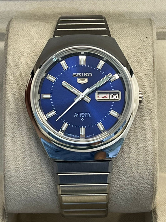 Vintage Seiko 5 automatic day/date men's wrist watch...